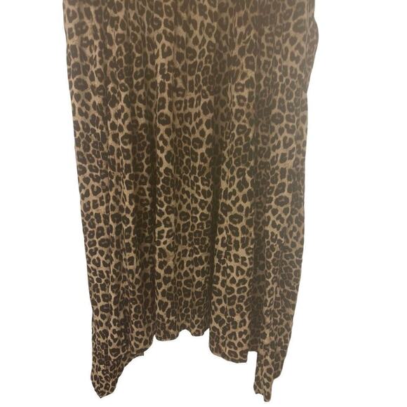 TORRID Challis Leopard Print V Neck Button Front Shark Bite Hem Dress Size 2/2X - Picture 9 of 13